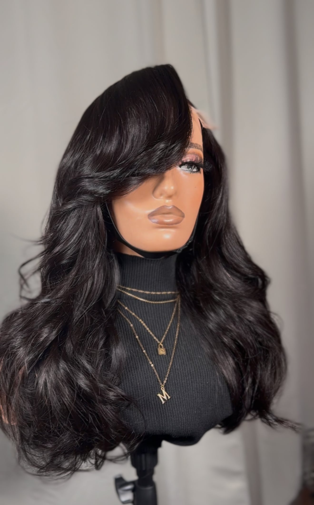Ready to Ship | 18” left side part